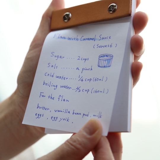 壁にかけられるメモ Refimo Pad