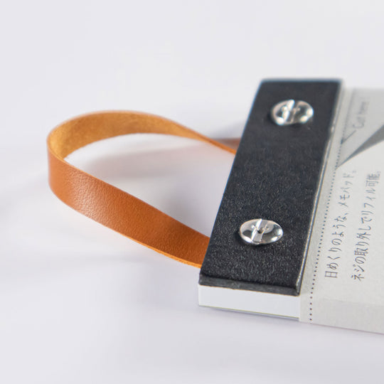 壁にかけられるメモ Refimo Pad