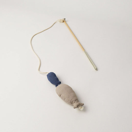 猫とあそぶ 魚モチーフの猫じゃらし/Cat Catcher Fish