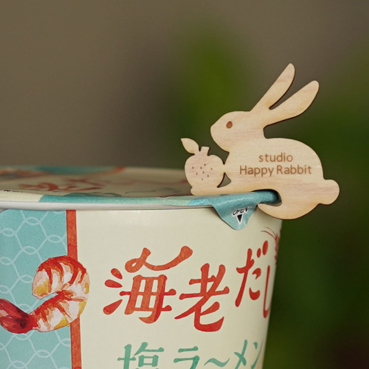 AOMORI HIBA:Re】青森県産ひば使用 うさぎのカップ麺キーパー | カップ