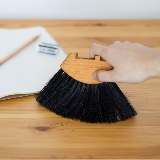 はりねずみのテーブルブラシ/REDECKER(レデッカー)