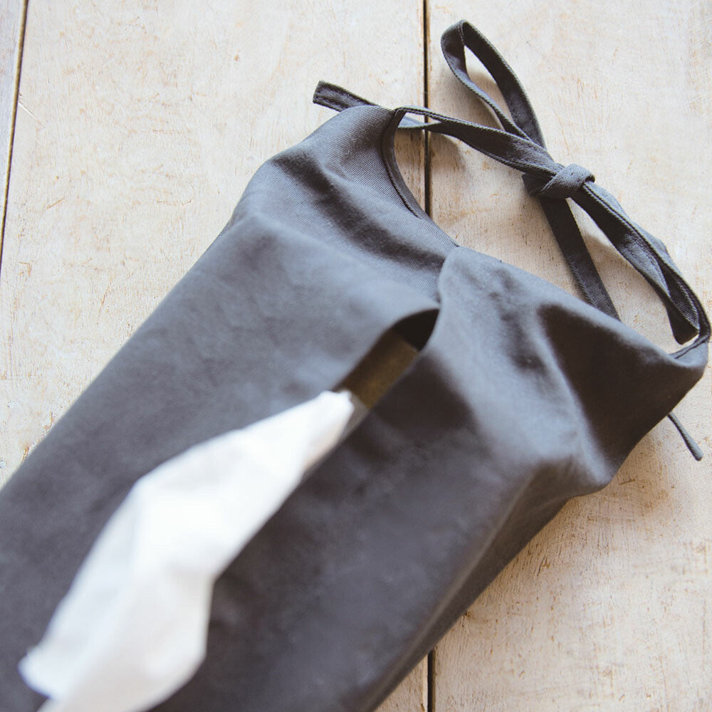 置いても掛けても使えるティッシュカバー