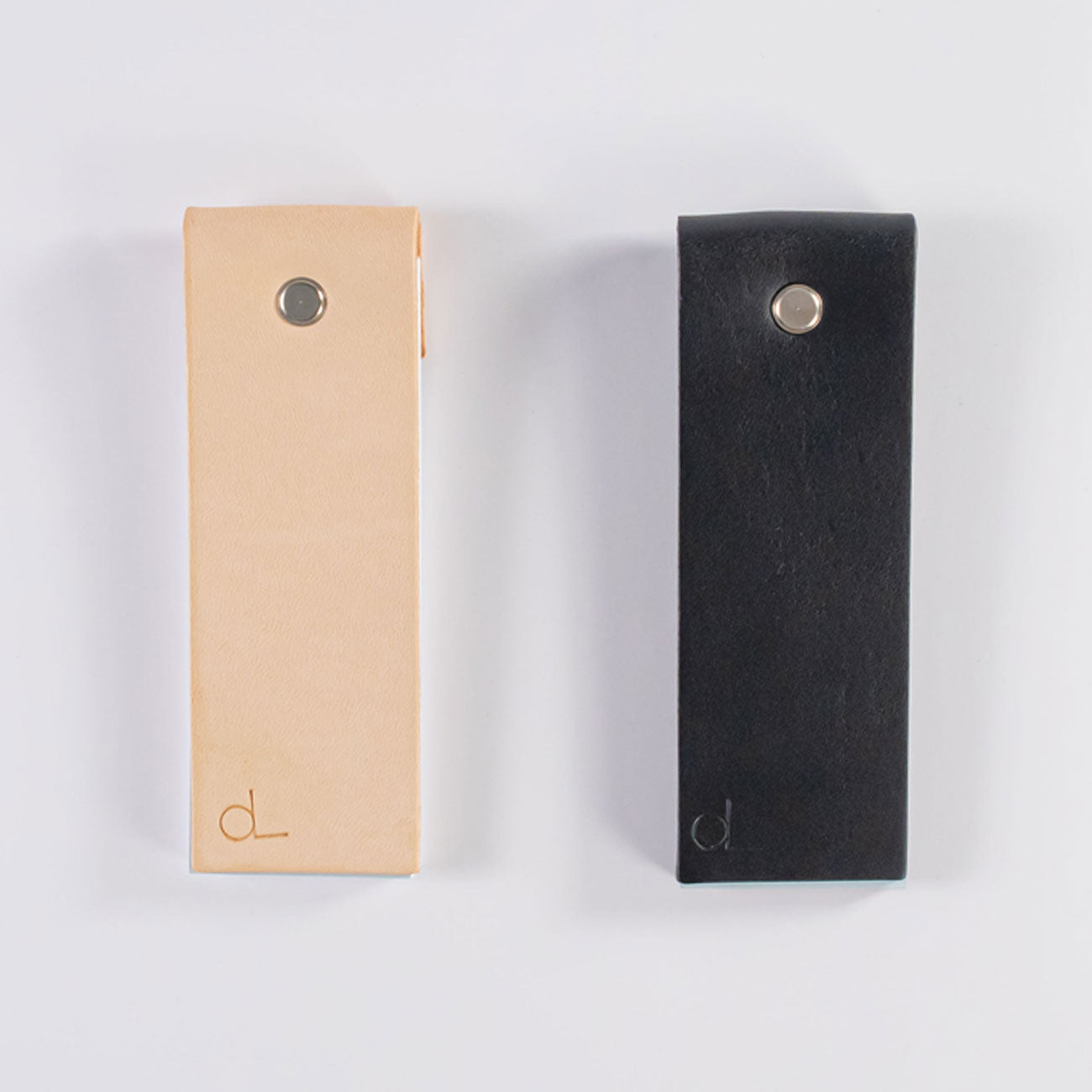 アクセサリー感覚のメモ帳 首やカバンにかけられるメモ Refimo stick
