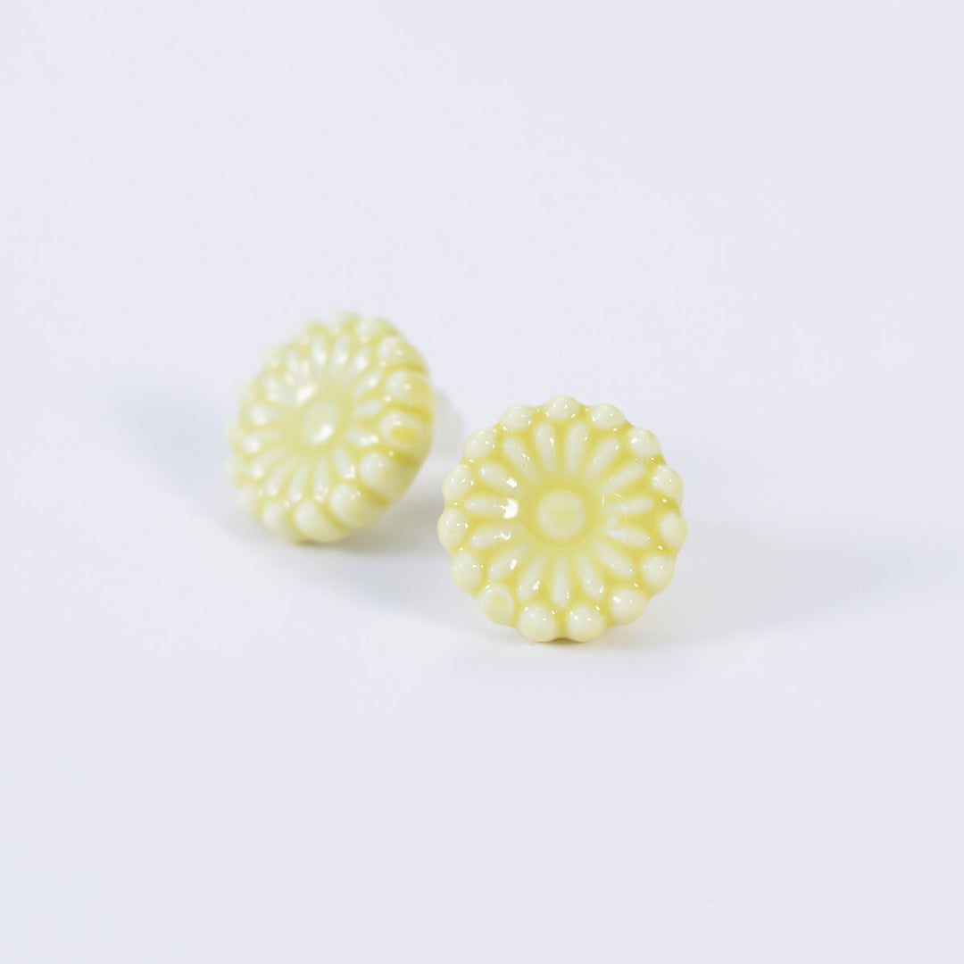 美濃焼ピアス　デイジー