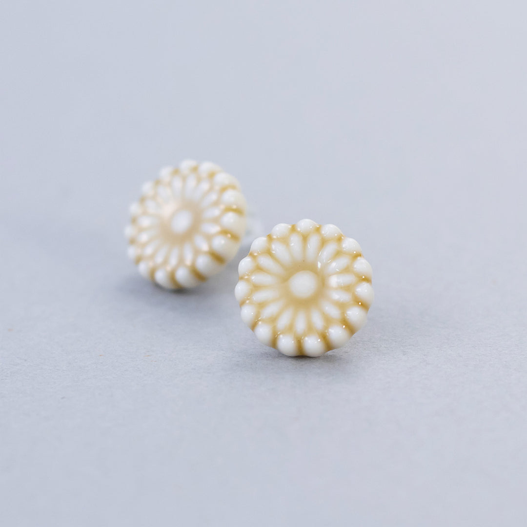 美濃焼ピアス　デイジー