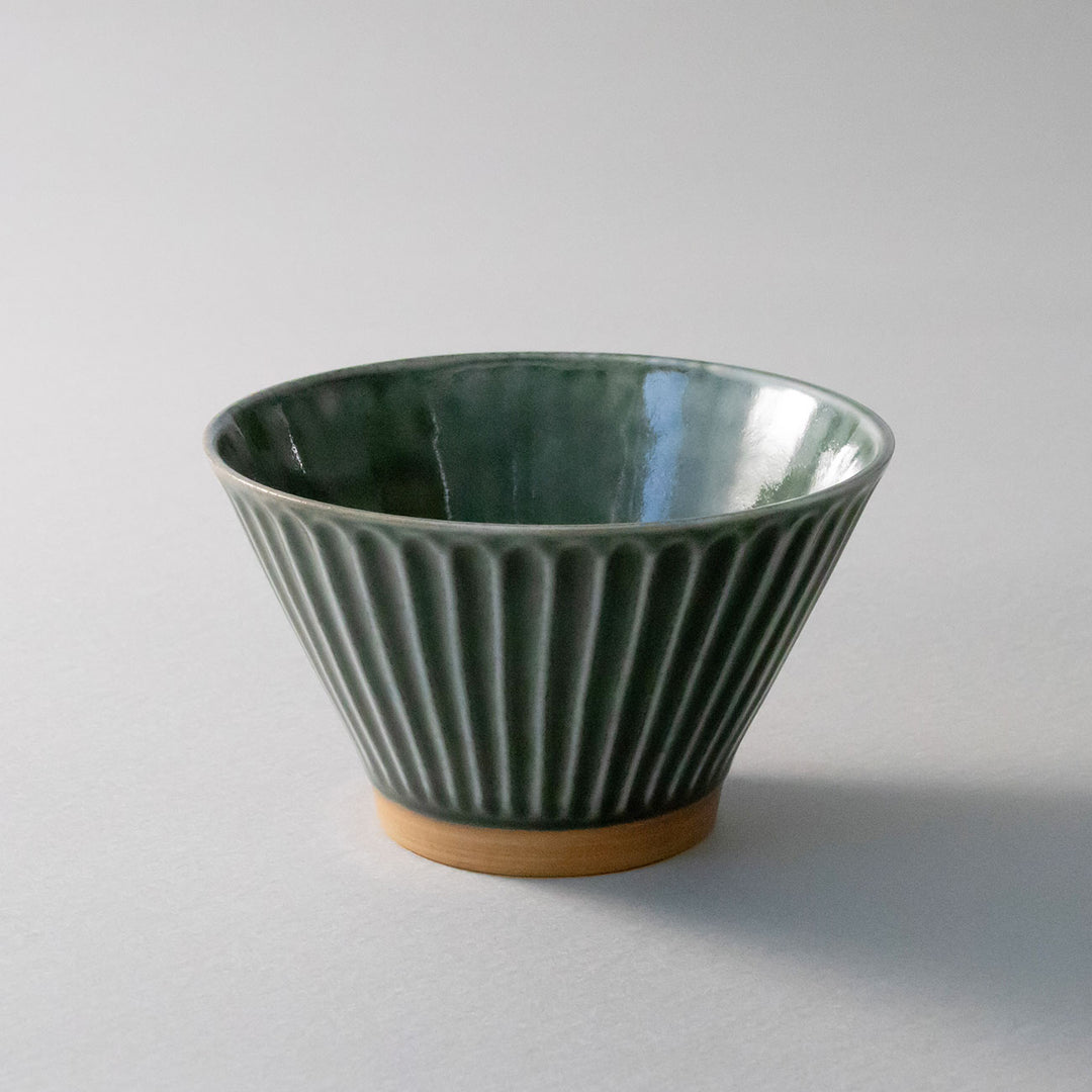 台形のお茶碗 iki