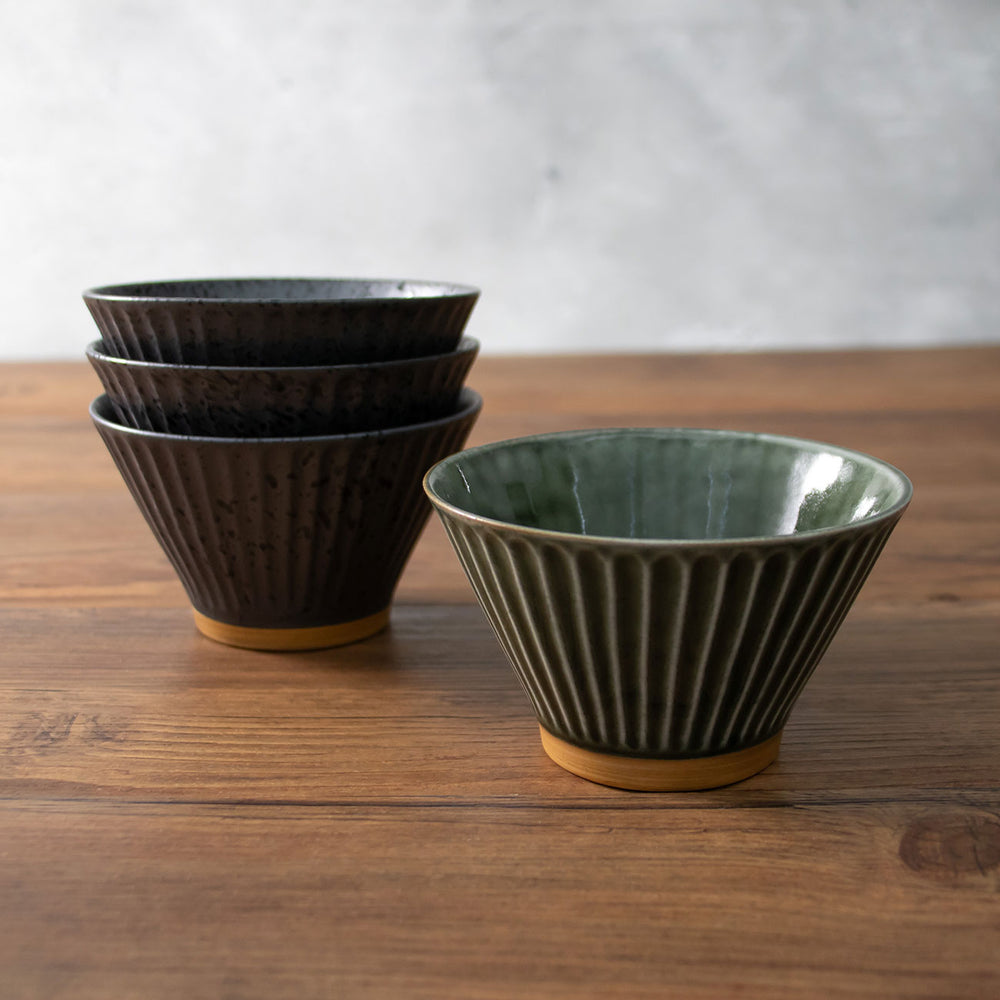 台形のお茶碗 iki