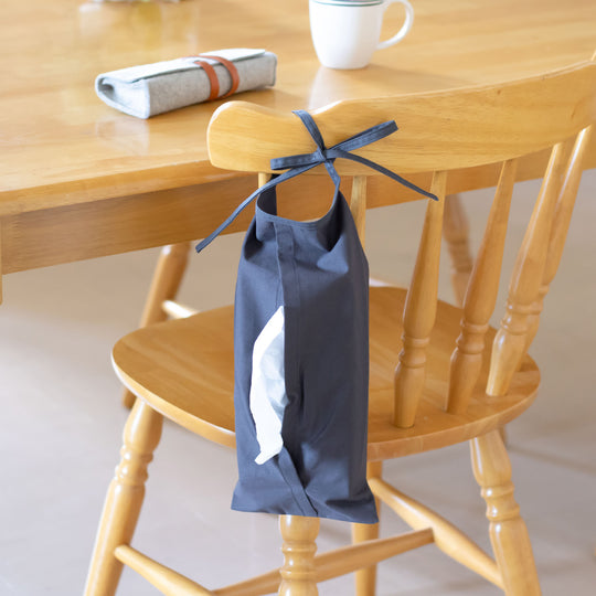 置いても掛けても使えるティッシュカバー